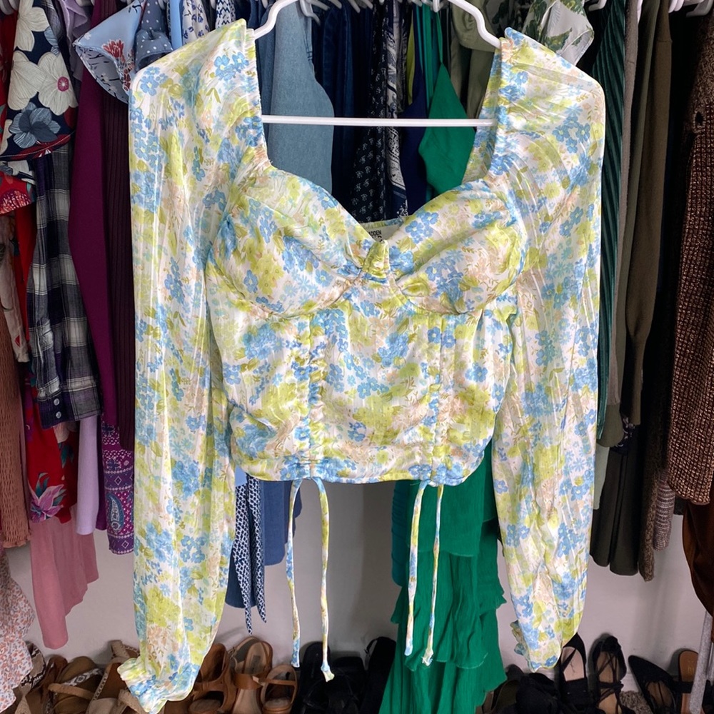 Floral Long Sleeve Adjustable Ruched Crop Top | Size : S